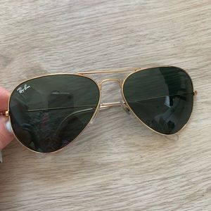 Classic Rayban Aviators 🕶